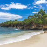 Quelles plages choisir à Bali : farniente, surf, plongée ou party?